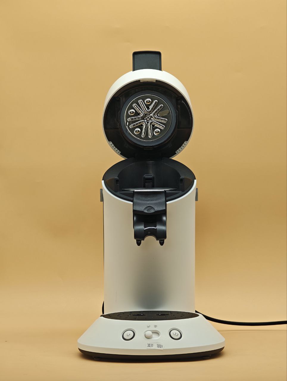 75771b69d59e57353378a8375aabf6b1